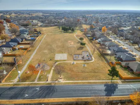 908 Goshawk Dr, Norman, OK 73072 photo 41