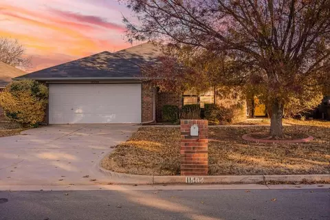11504 Brown Ave, Oklahoma City, OK 73162