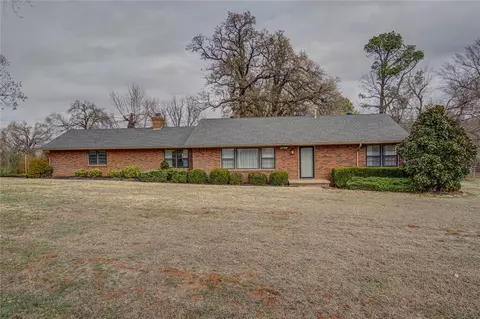 3201 E Maxwell Dr, Forest Park, OK 73121
