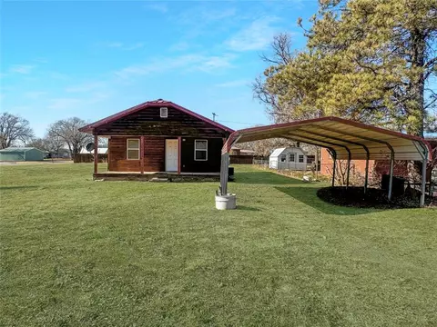 323 S Birch Ave, Erick, OK 73645 photo 2