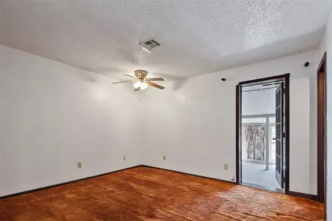 Bedroom - 1738 E Frontier Ter, Mustang, OK 73064 photo 4 of 9