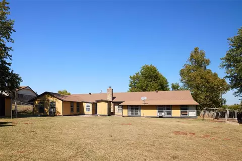 Exterior - 1738 E Frontier Ter, Mustang, OK 73064 photo 2 of 7