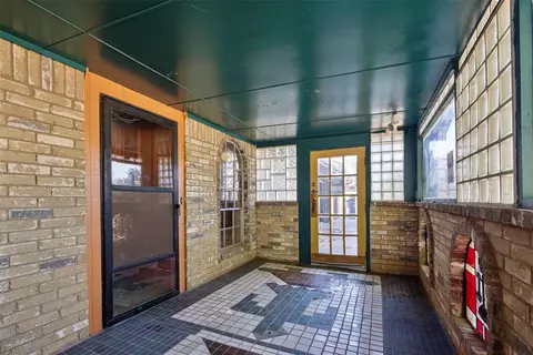 Exterior - 1738 E Frontier Ter, Mustang, OK 73064 photo 6 of 7