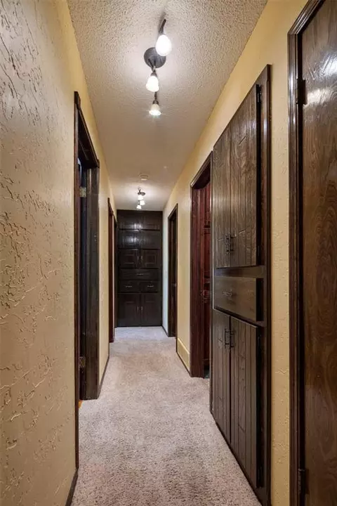 Entry Way - 1738 E Frontier Ter, Mustang, OK 73064 photo 6 of 6