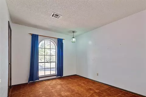 Bedroom - 1738 E Frontier Ter, Mustang, OK 73064 photo 5 of 9