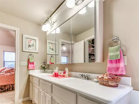 4306 Nugget Ln, Tuttle, OK 73089 photo 18