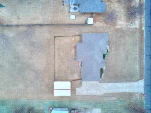 4306 Nugget Ln, Tuttle, OK 73089 photo 2