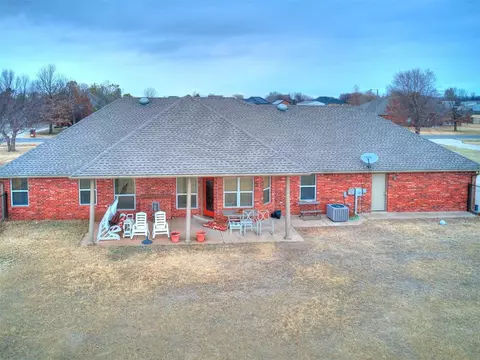 4306 Nugget Ln, Tuttle, OK 73089 photo 3