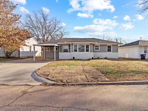 1403 Sherry Ln, Shawnee, OK 74801