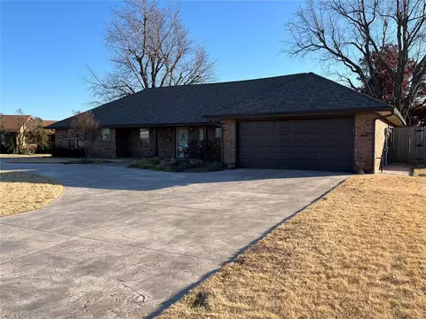 1178 Moose St, Yukon, OK 73099