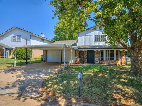 213 E Willow Pl, Yukon, OK 73099 photo 2