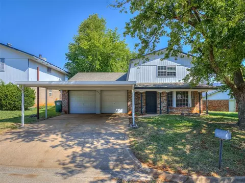 213 E Willow Pl, Yukon, OK 73099