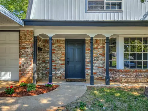213 E Willow Pl, Yukon, OK 73099 photo 3