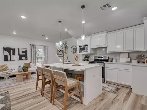 209 Grandview Rd, Midwest City, OK 73130