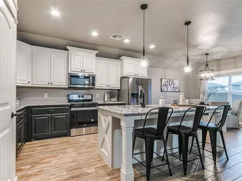 1417 NW 12th St, Newcastle, OK 73065