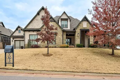 8225 Ridge Creek Rd, Edmond, OK 73034