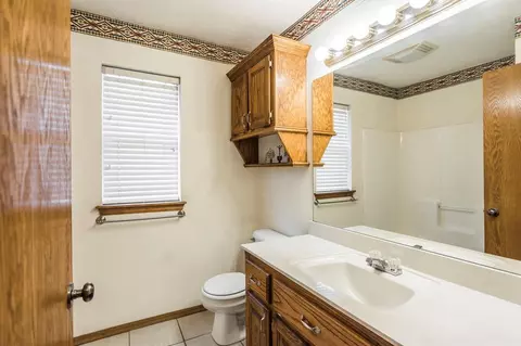 408 Cedar Ln, Moore, OK 73160 photo 26