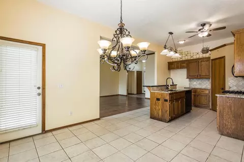 408 Cedar Ln, Moore, OK 73160 photo 15