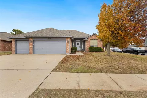 9412 Winfield Ln, Oklahoma City, OK 73160