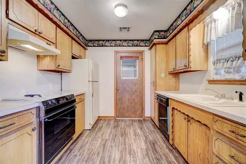 706 S 12th St, Marlow, OK 73055 photo 15