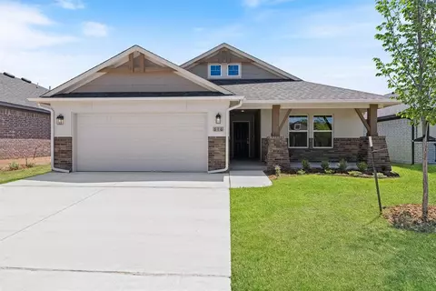 616 Argos Rd, Yukon, OK 73099