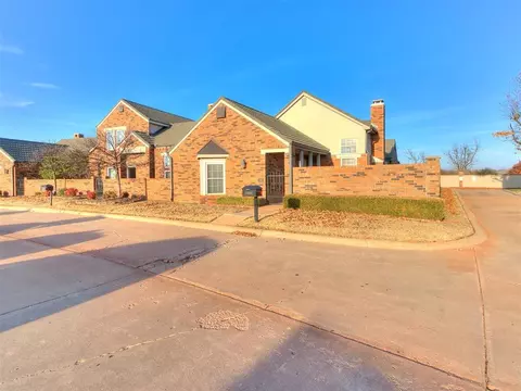 11801 Springhollow Rd, Oklahoma City, OK 73120