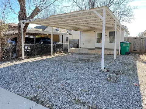 2216 SW 28th St, Oklahoma City, OK 73108