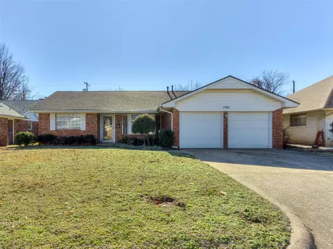 700 Briarcrest Dr, Oklahoma City, OK 73110