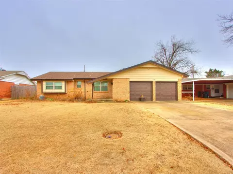 1116 W Woodlane Dr, Midwest City, OK 73110