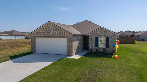 504 E Oak Tree Ave, Perkins, OK 74059