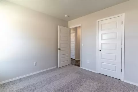 504 E Oak Tree Ave, Perkins, OK 74059 photo 16