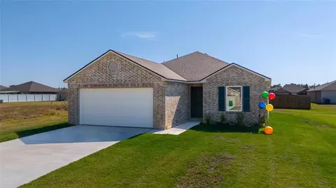 504 E Oak Tree Ave, Perkins, OK 74059 photo 2