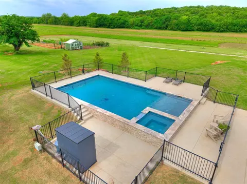 10908 E Danforth Rd, Arcadia, OK 73007 photo 8