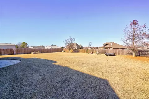 4611 Creekside Dr, Tuttle, OK 73089 photo 47