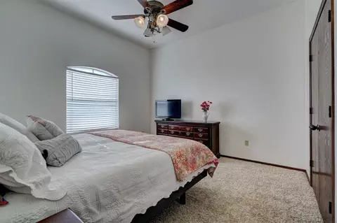 4611 Creekside Dr, Tuttle, OK 73089 photo 34