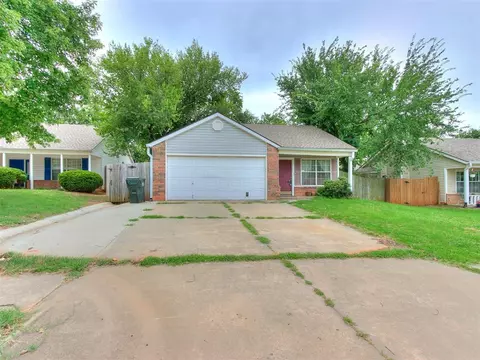 1104 Cedarcrest St, Norman, OK 73071 photo 4