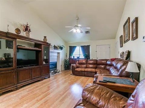1104 Cedarcrest St, Norman, OK 73071 photo 8