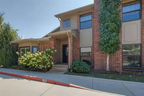 6204 Waterford Blvd #29, Oklahoma City, OK 73118