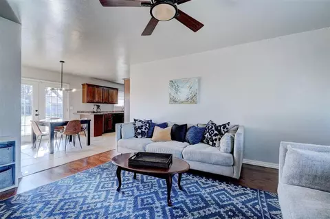 324 Ridgecrest Rd, Edmond, OK 73013