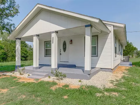 10601 90th St, Slaughterville, OK 73051