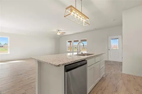 1930 Olive Ave, Tuttle, OK 73089 photo 7