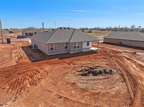1932 Olive Ave, Tuttle, OK 73089 photo 28