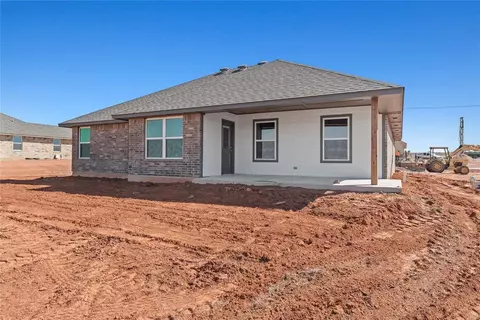 1932 Olive Ave, Tuttle, OK 73089 photo 24