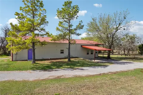 7201 Country Ln, Mustang, OK 73064