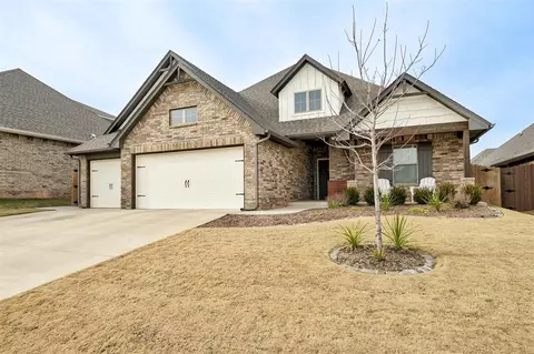 3033 Dudley Dr, Edmond, OK 73012
