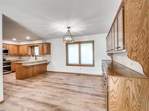863 Bobcat Rd, Tuttle, OK 73089 photo 11