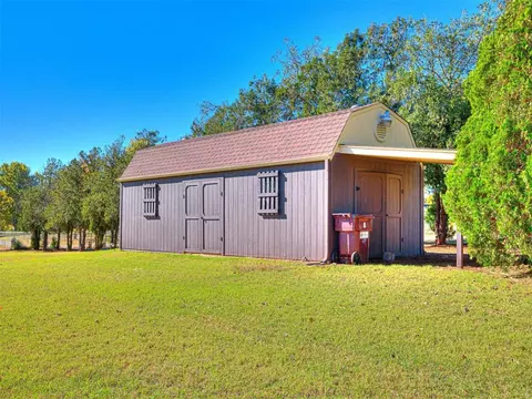 863 Bobcat Rd, Tuttle, OK 73089 photo 47