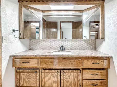 863 Bobcat Rd, Tuttle, OK 73089 photo 28