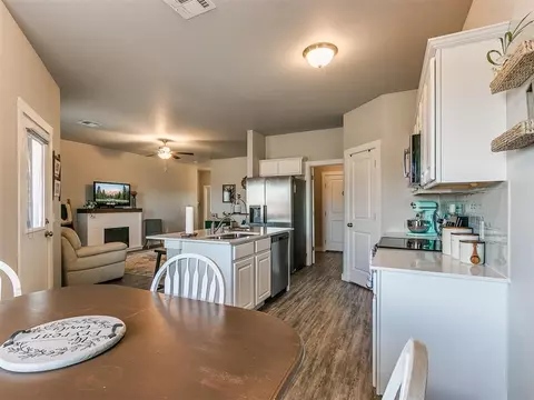 15935 Spur Cir, Mcloud, OK 74851 photo 18