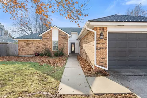 7916 NW 82nd St, Oklahoma City, OK 73132